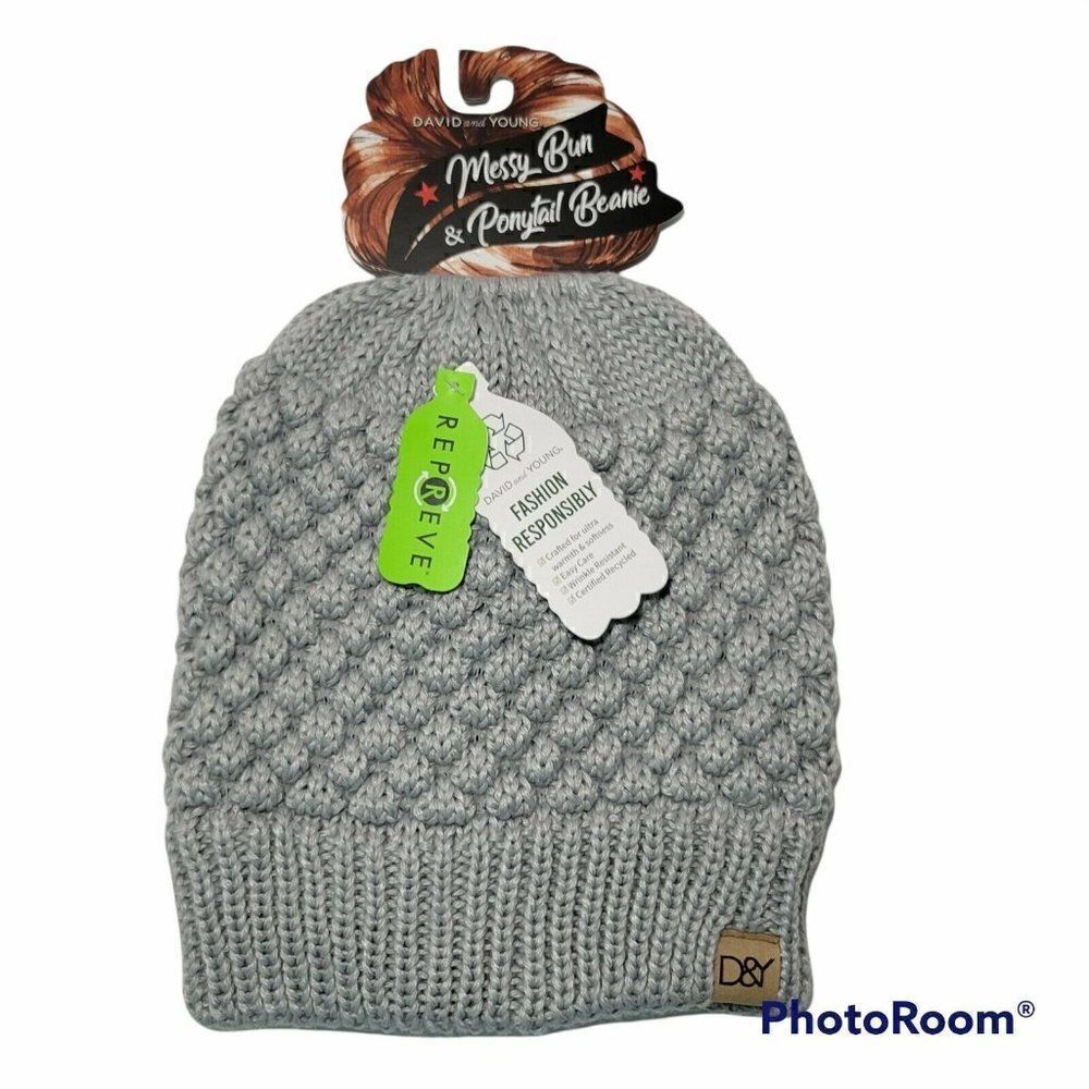D&Y Beanie Hat Messy‎ Bun Ponytail Beanie Cap Soft Stretch Knit Gray Repreve NWT